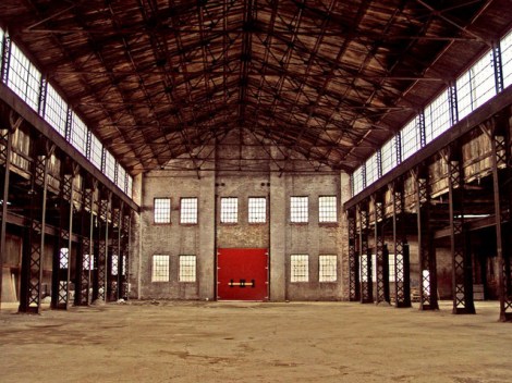 Photo credit: Mathew Merrett (http://www.themindfulword.org/2012/beauty-disintegration-mathew-merrett/)